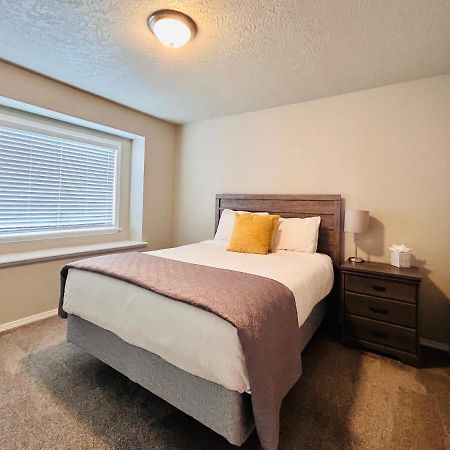 The Getaway Se Boise Condo Across The Street From Greenbelt, Bown Crossing And Boise River 3Bd 3Bath, 4 Beds! Lovely, Homey, Dining Table Seats 6 Luaran gambar