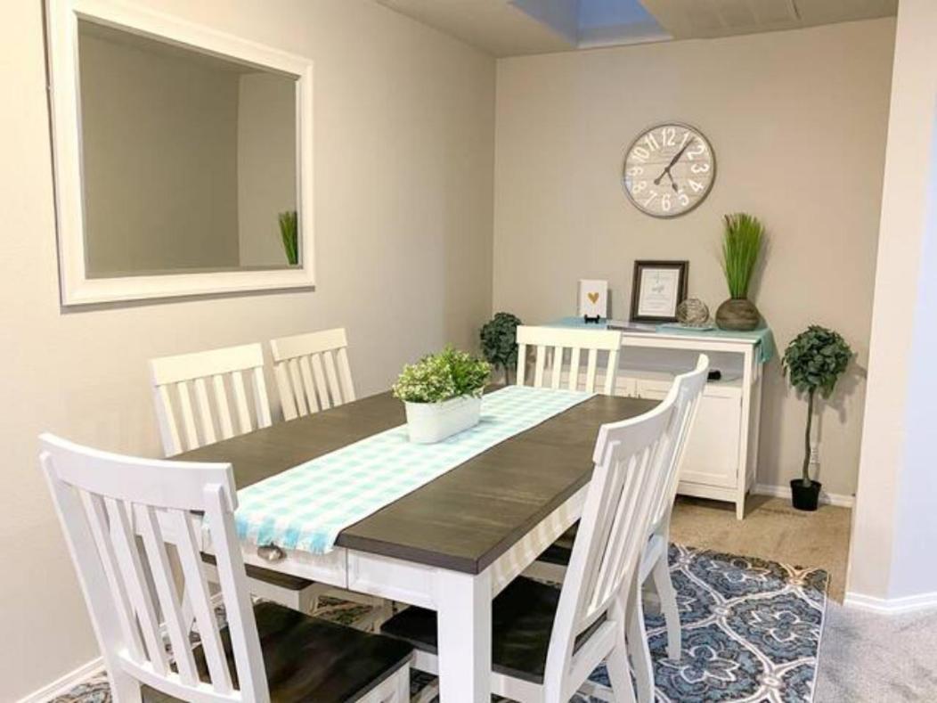 The Getaway Se Boise Condo Across The Street From Greenbelt, Bown Crossing And Boise River 3Bd 3Bath, 4 Beds! Lovely, Homey, Dining Table Seats 6 Luaran gambar