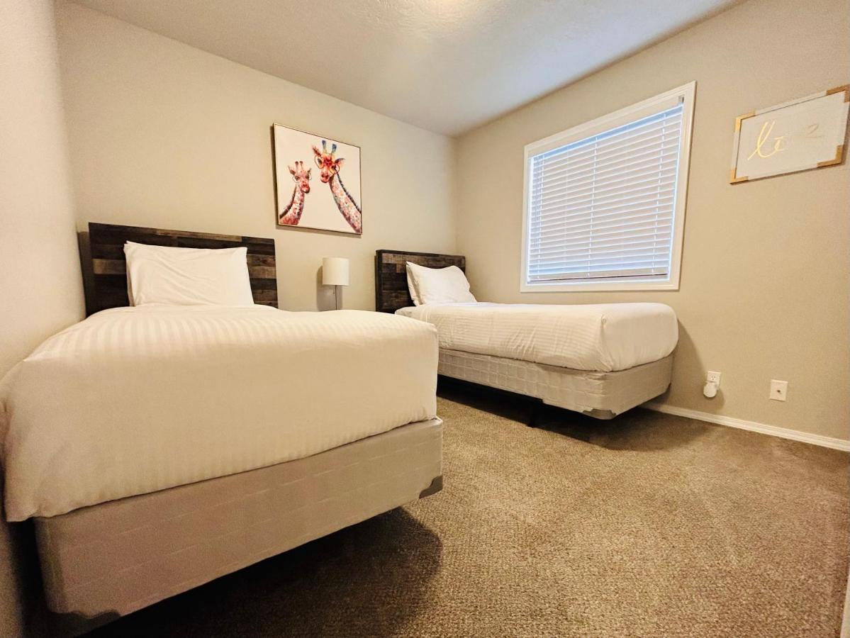 The Getaway Se Boise Condo Across The Street From Greenbelt, Bown Crossing And Boise River 3Bd 3Bath, 4 Beds! Lovely, Homey, Dining Table Seats 6 Luaran gambar